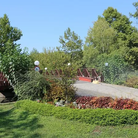 Hevizi Castrum Panzio 3*