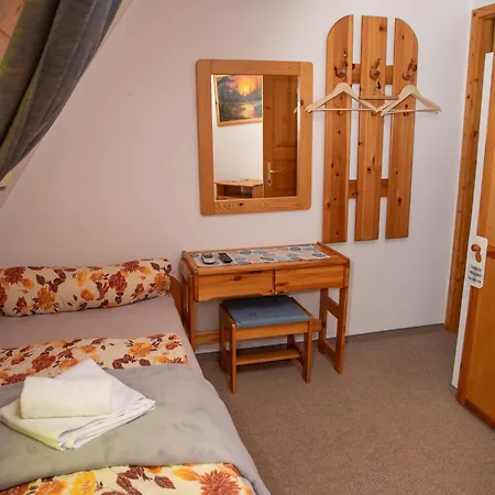 Bed and Breakfast Hevizi Castrum Panzio 3*