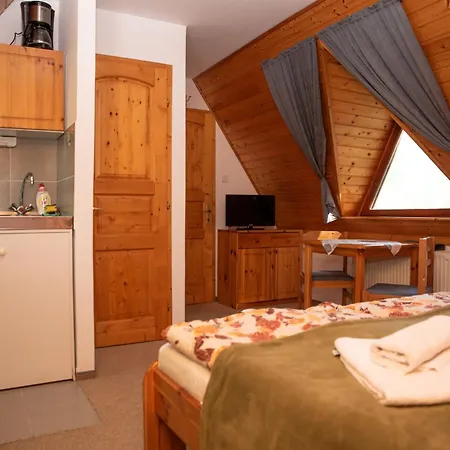 Bed & Breakfast Hevizi Castrum Panzio 3*