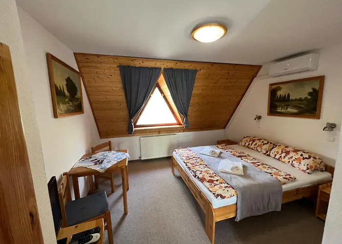 Oda ve Kahvaltı Hevizi Castrum Panzio Hévíz